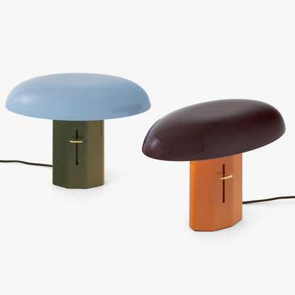 Montera JH2 Table Lamp in Detail.