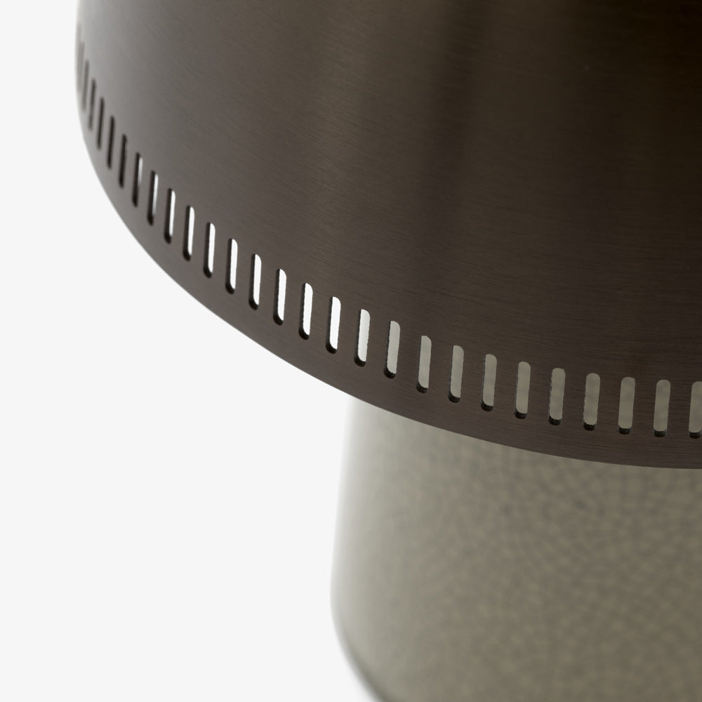 Raku SH8 Portable Table Lamp in Detail.