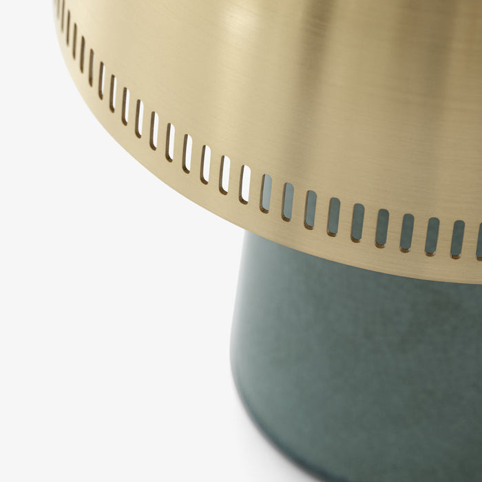 Raku Table Lamp in Detail.