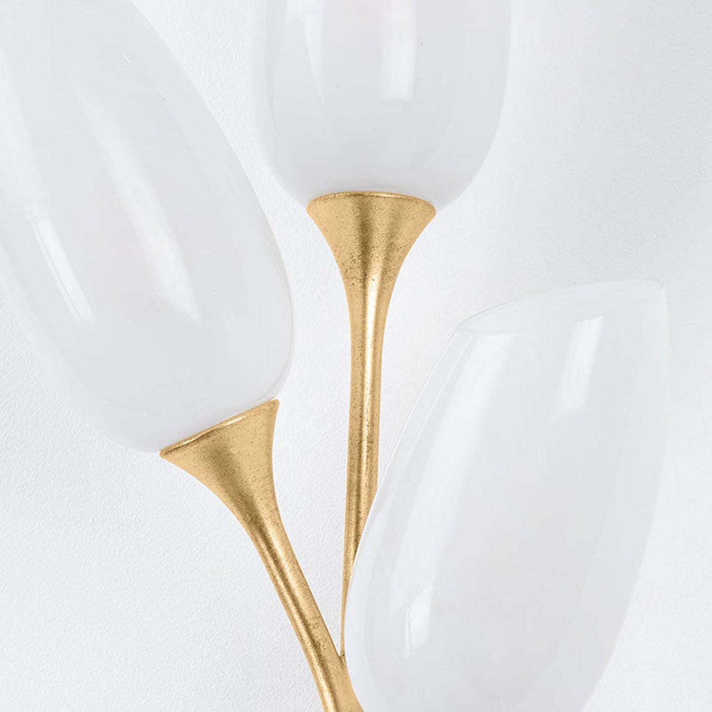 Aldean Wall Light in Detail.