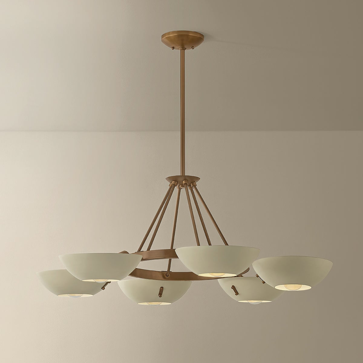 Alturas Chandelier in Detail.