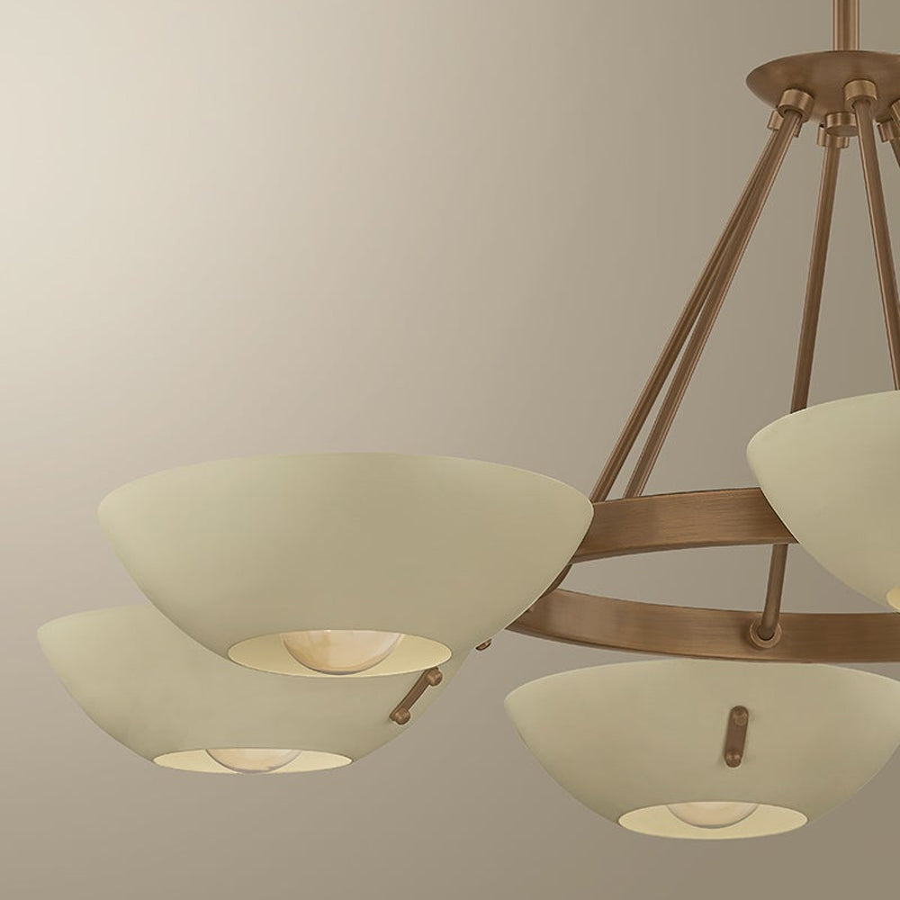 Alturas Chandelier in Detail.