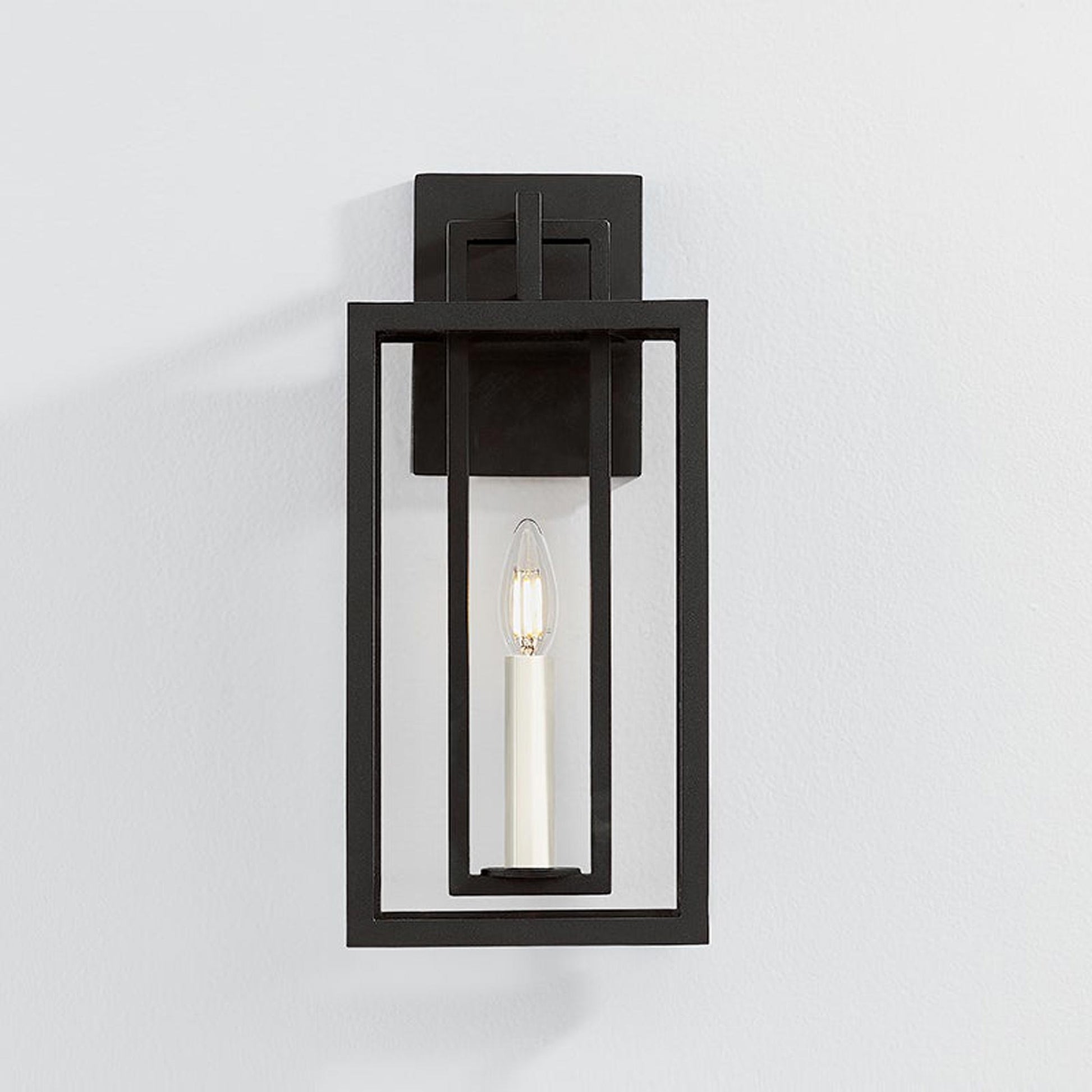 Amire Outdoor Wall Light in Detail.