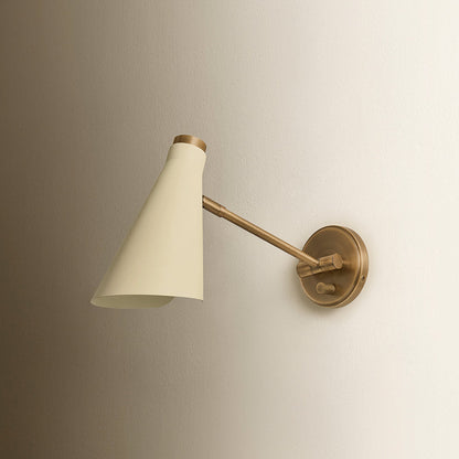 Andersen Single Wall Light in Detail.