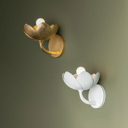 Arcata Wall Light in Detail.