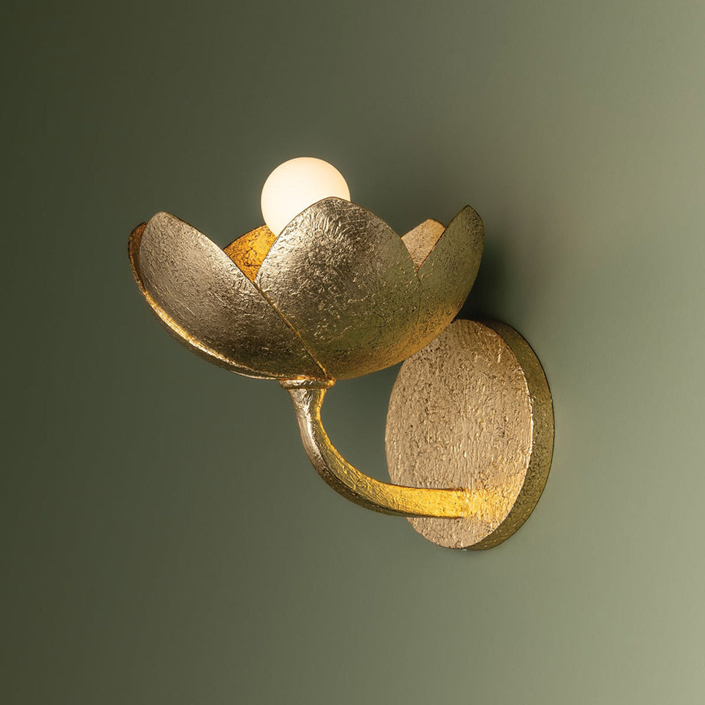 Arcata Wall Light in Detail.