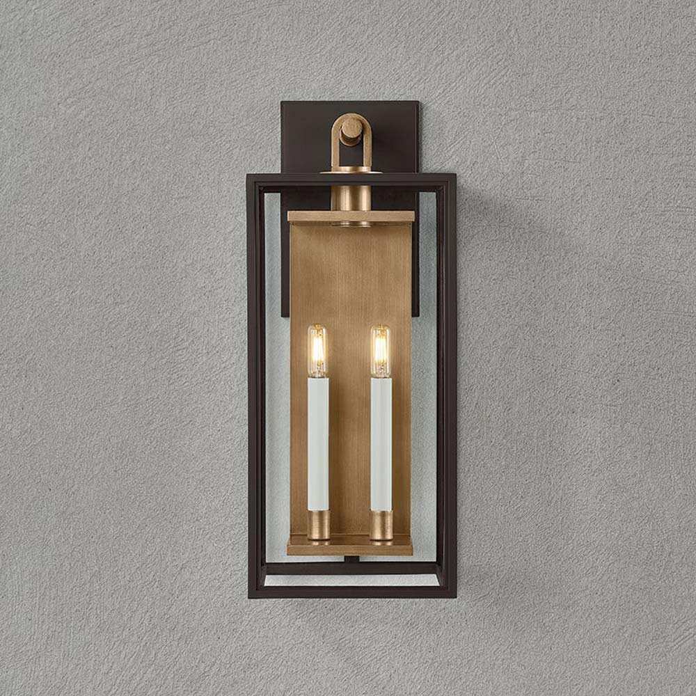 Arnold Outdoor Wall Light in Detail.