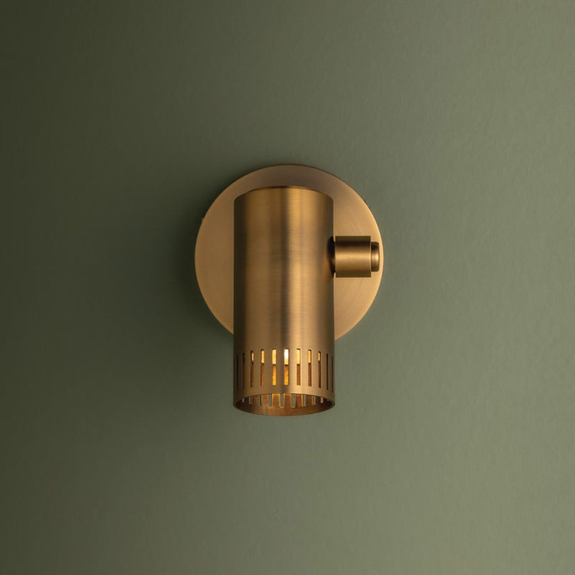 Arrow Wall Light in Detail.