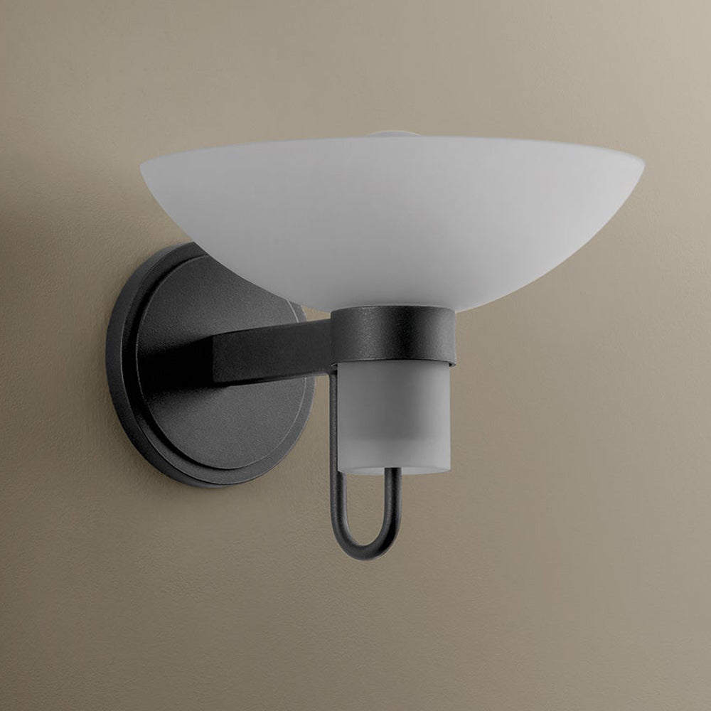 Arturo Wall Light in Detail.