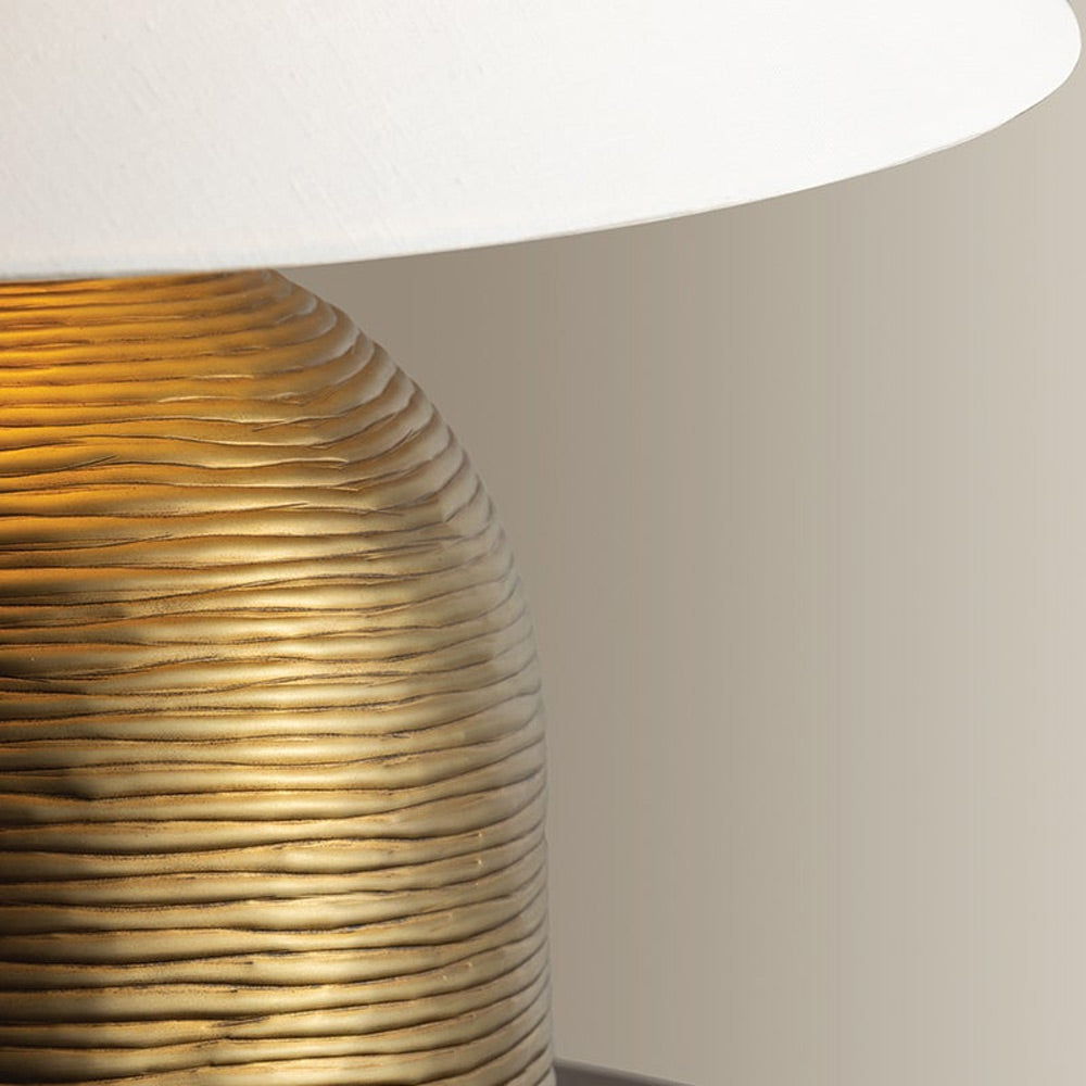 Arvin Table Lamp in Detail.