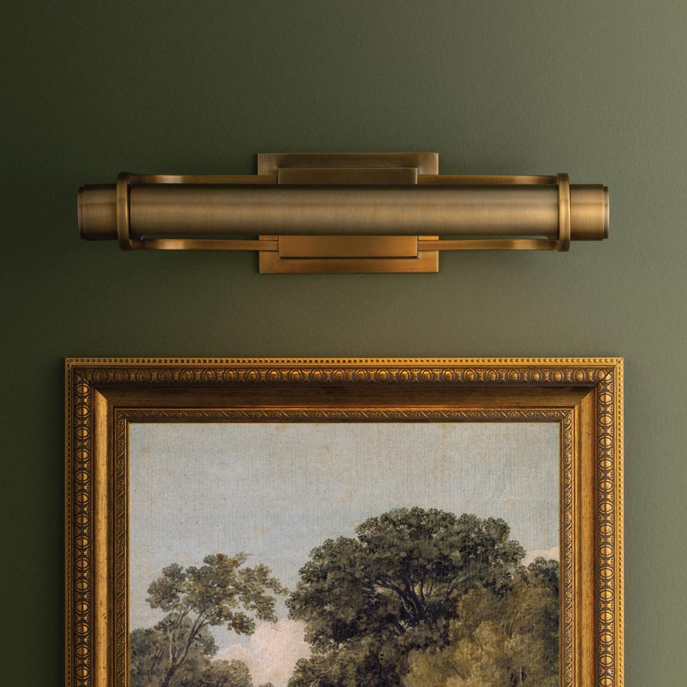 Caspian Picture Light in Detail.