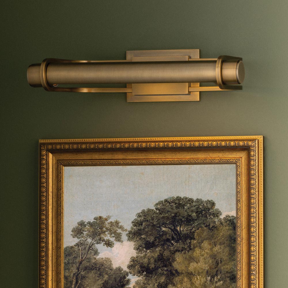 Caspian Picture Light in Detail.