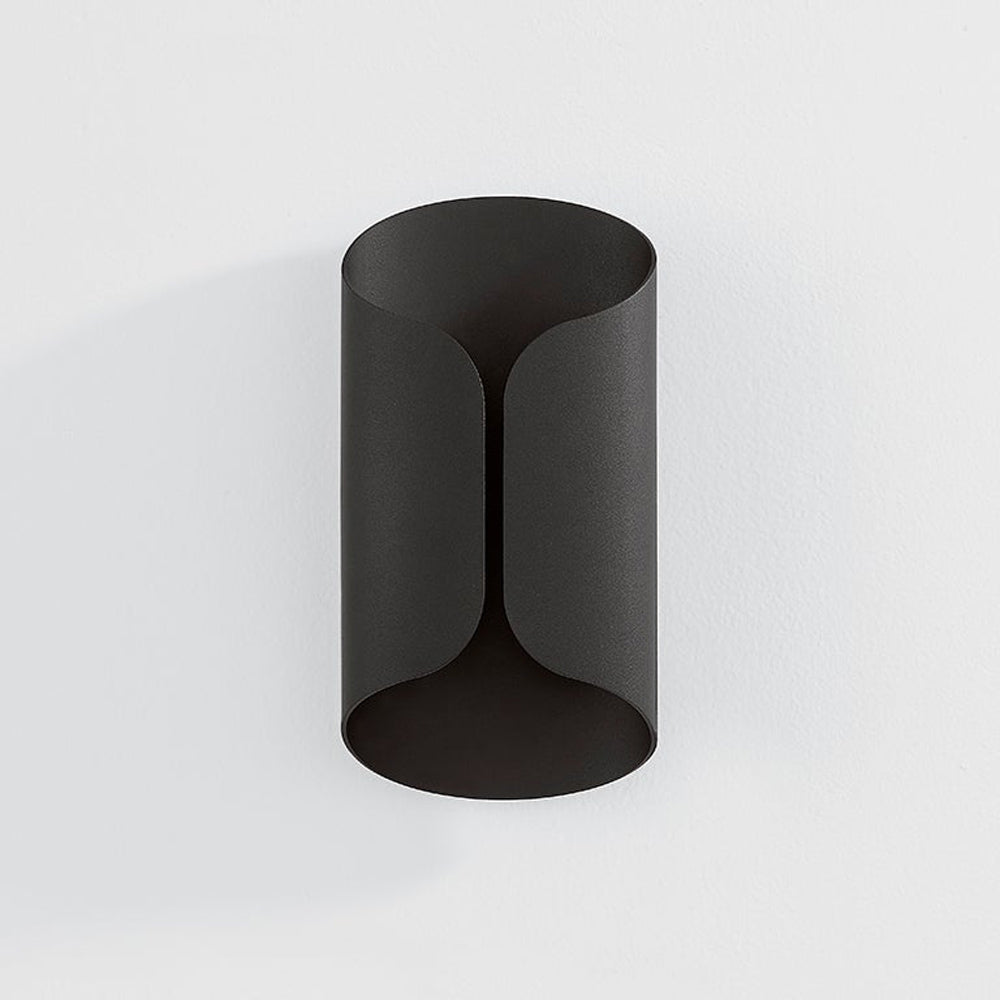 Cole Outdoor LED Wall Light in Detail.