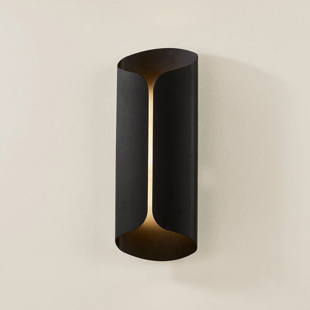Cole Outdoor LED Wall Light in Detail.
