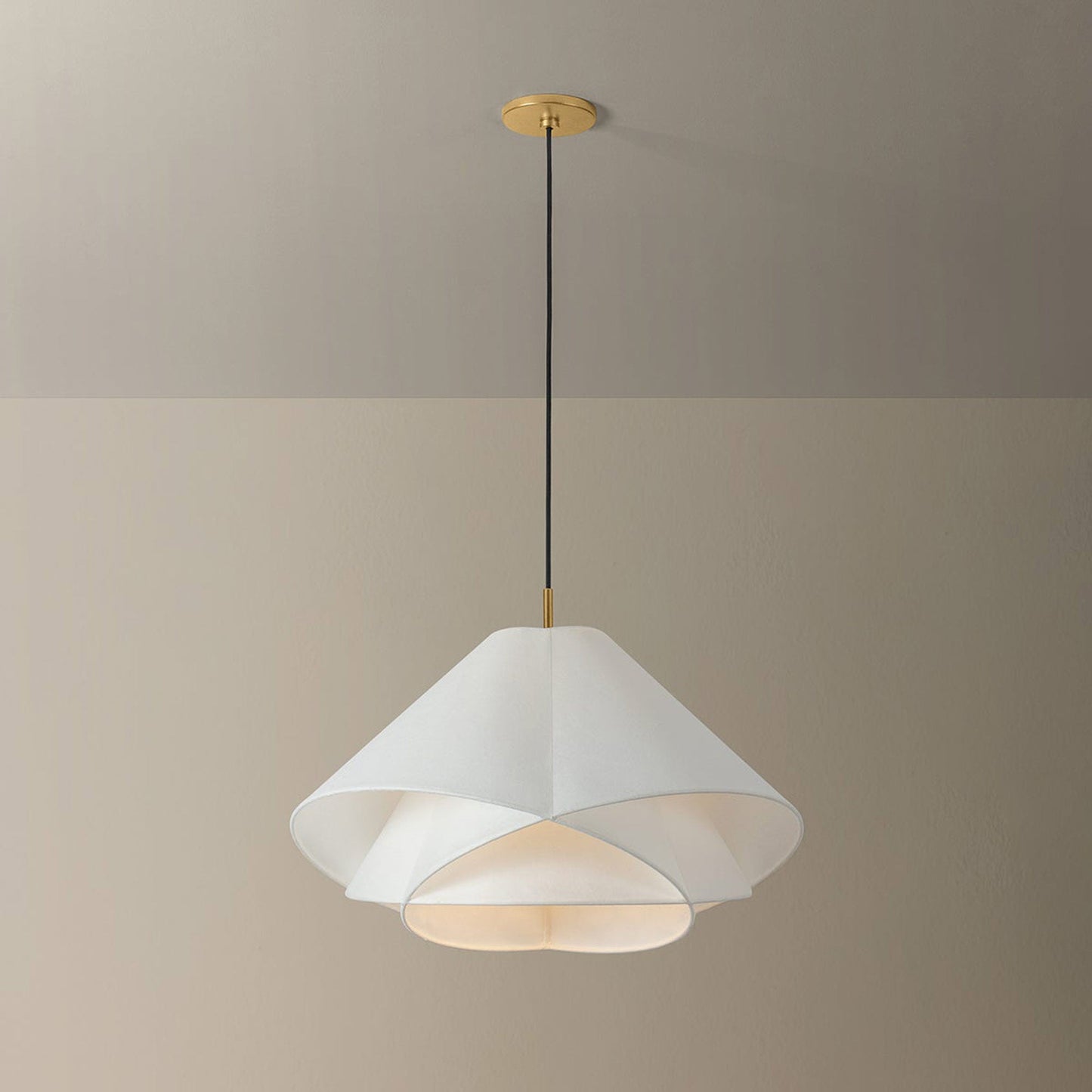 Edna Pendant Light in Detail.