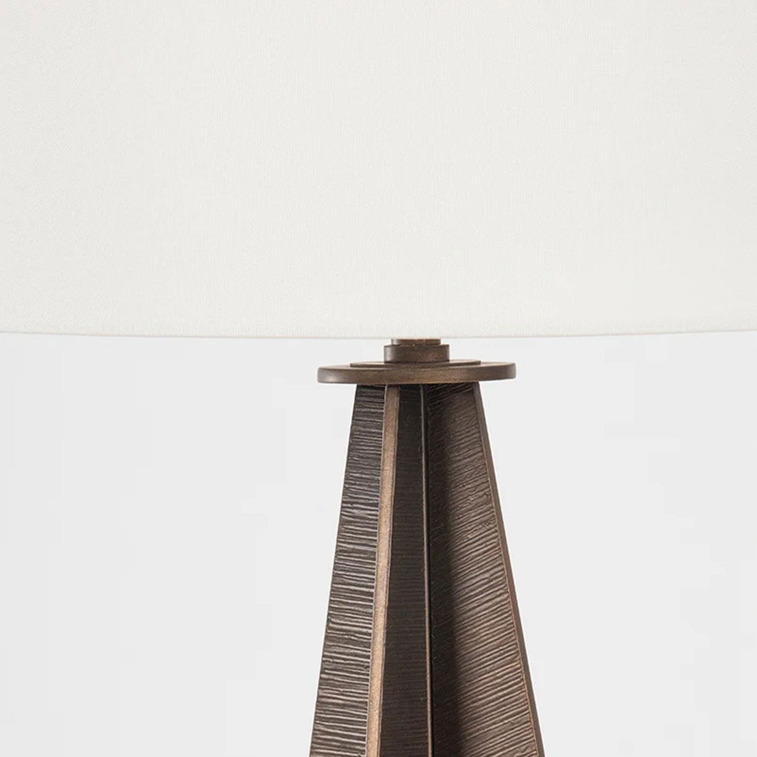 Finn Table Lamp in Detail.