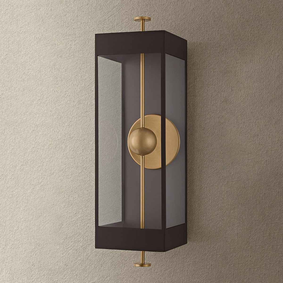 Garvey Outdoor LED Wall Light in Detail.