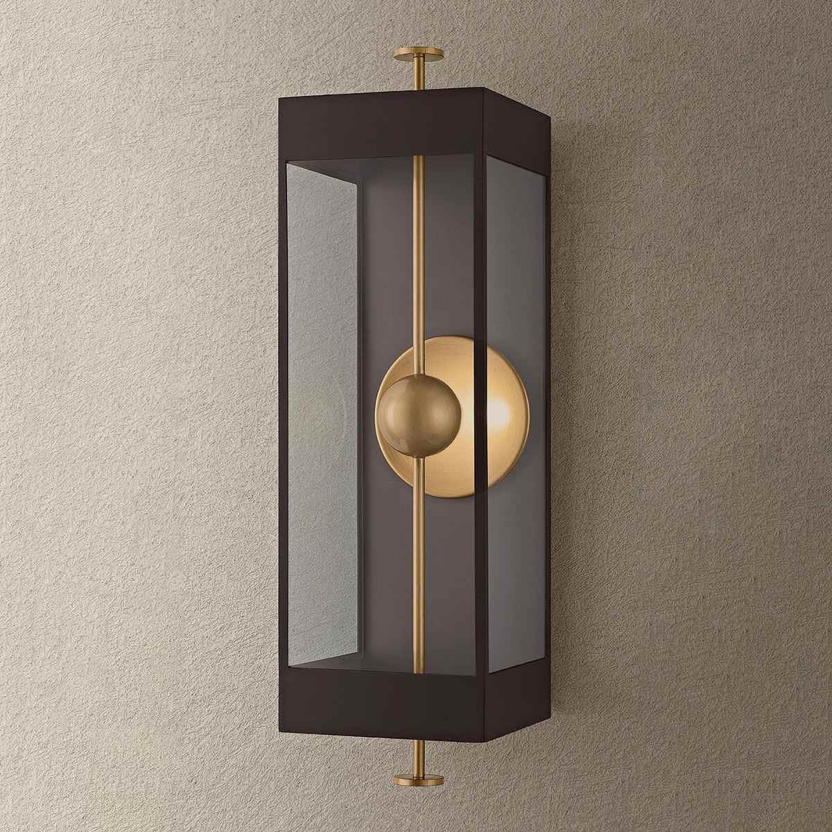 Garvey Outdoor LED Wall Light in Detail.