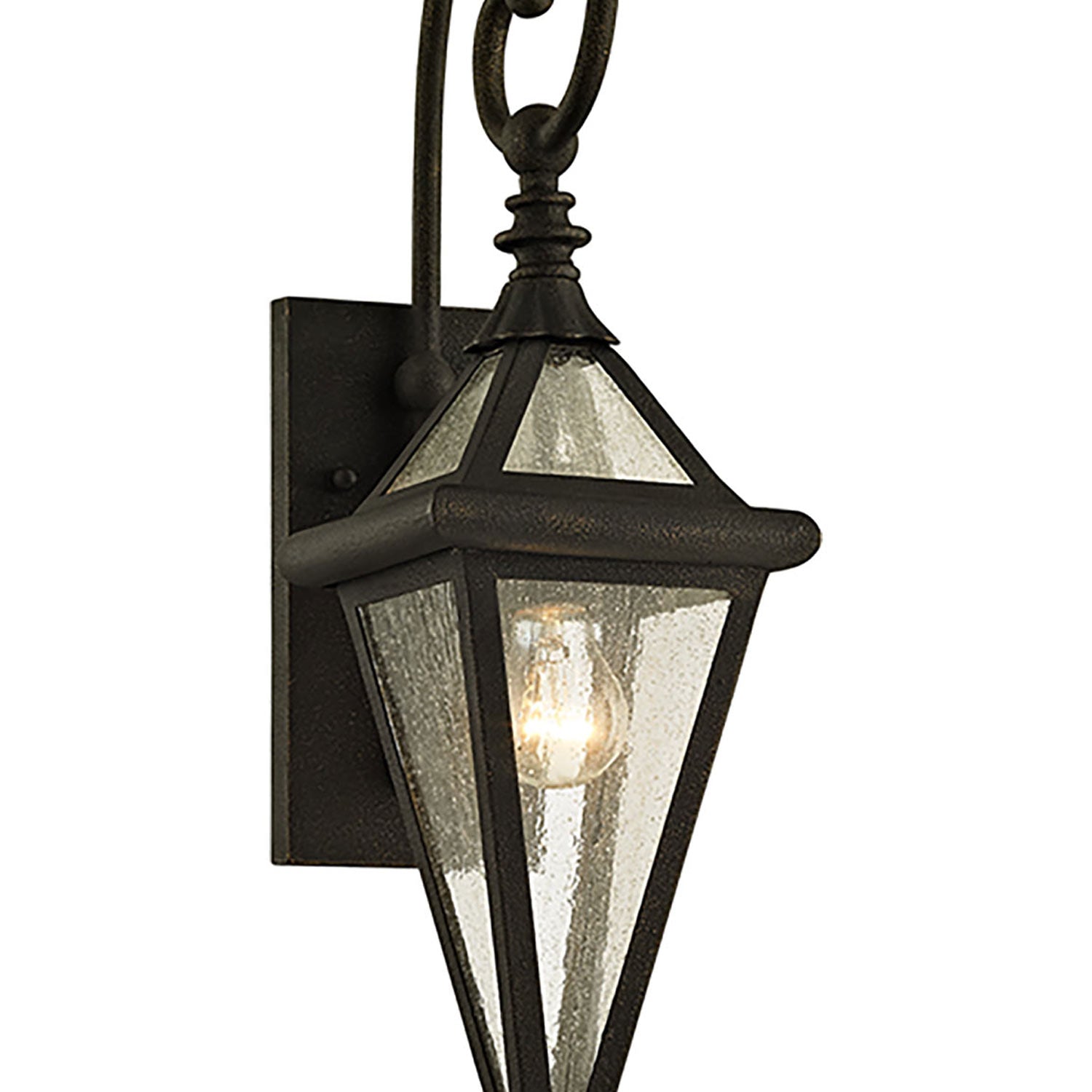 Geneva Outdoor Wall Light in Detail.