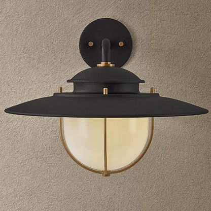 Greentree Outdoor Wall Light in Detail.