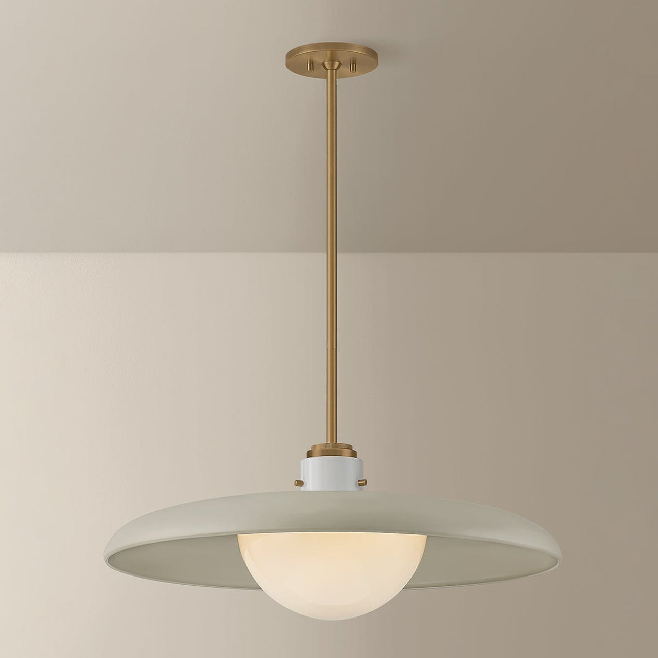 Gustavo Pendant Light in Detail.