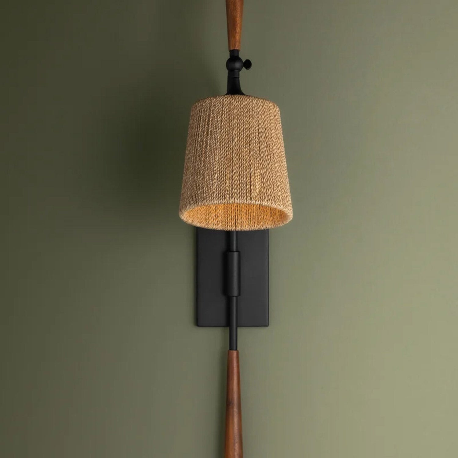 Harlyn Wall Light in Detail.
