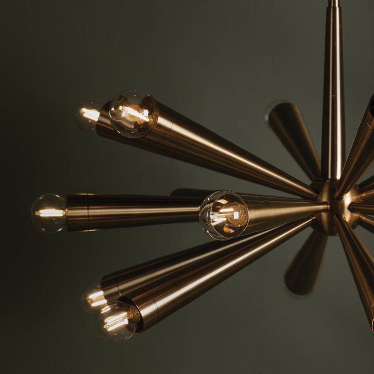 Keanu Chandelier in Detail.