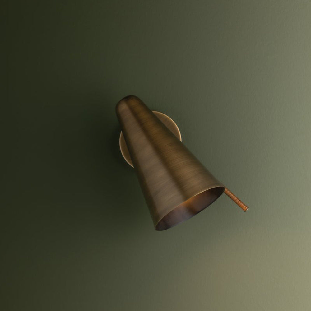 Kobe Wall Light in Detail.