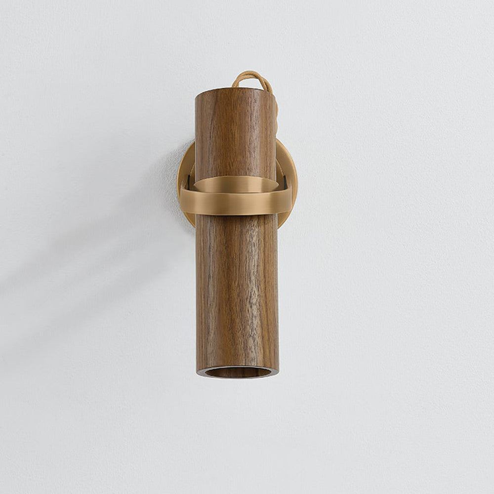 Lennox Wall Light in Detail.