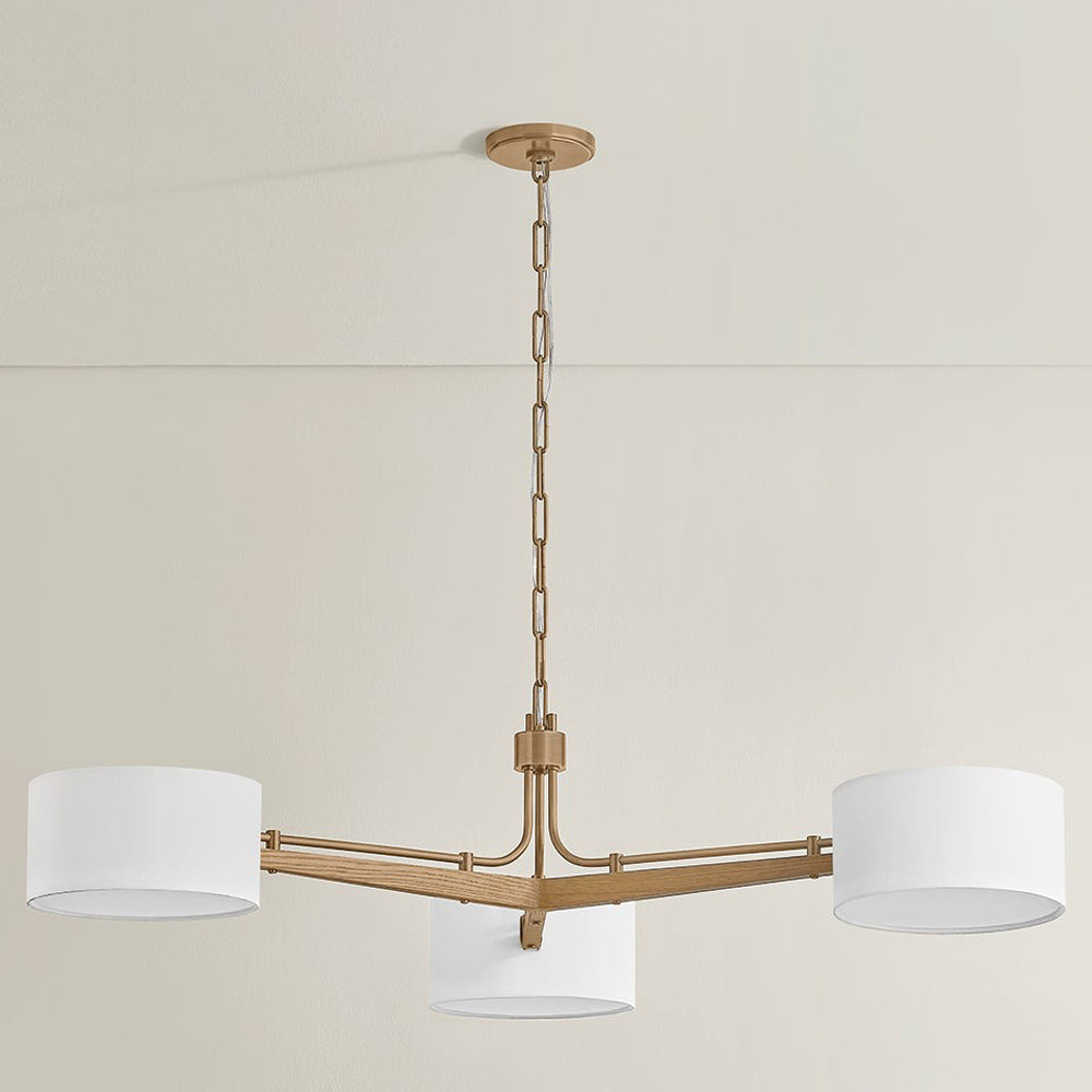 Mailo Chandelier in Detail.