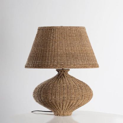 Nette Table Lamp in Detail.
