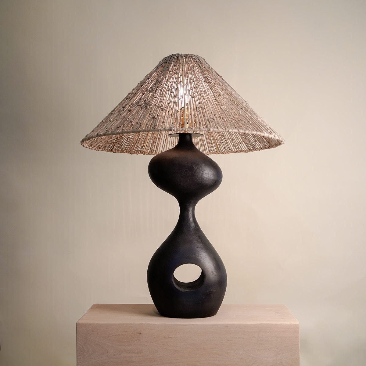 Rhu Table Lamp in Detail.