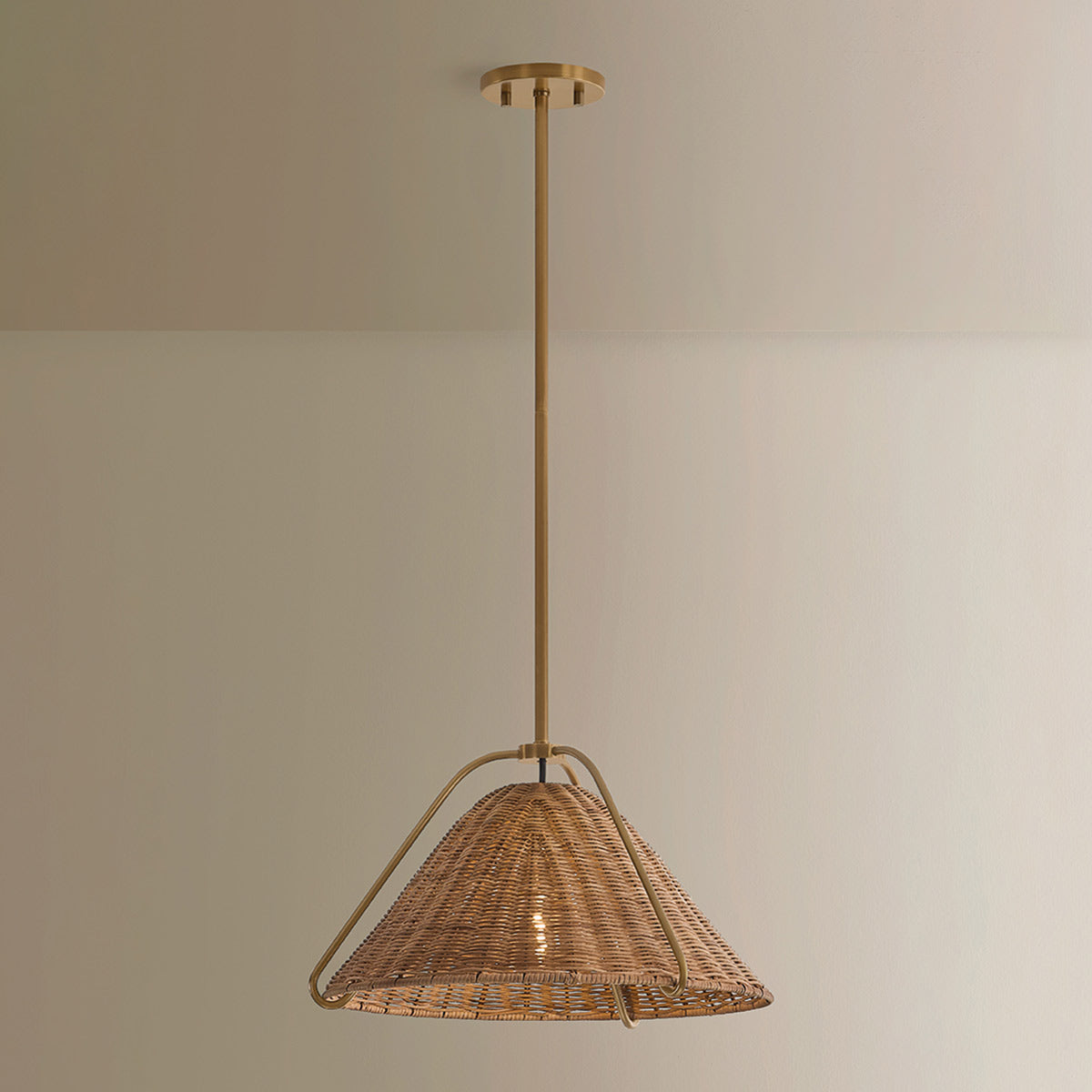Richard Pendant Light in Detail.