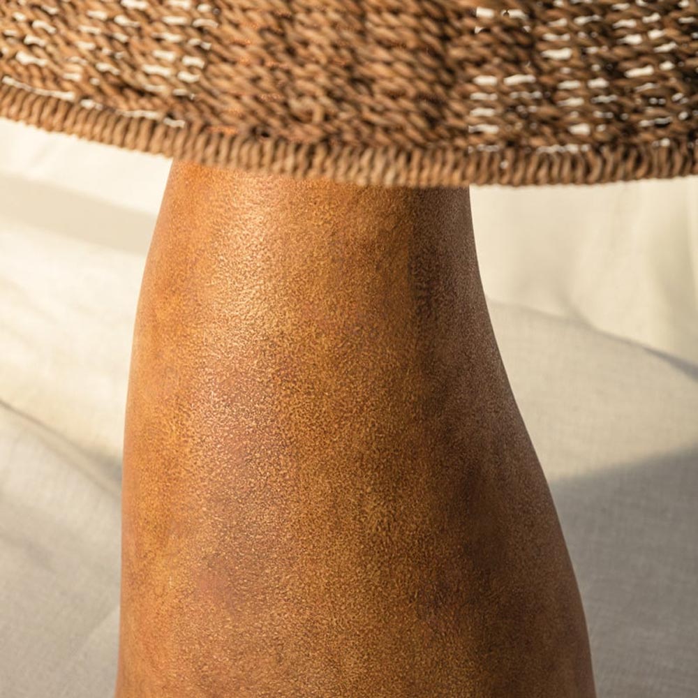 Seyla Table Lamp in Detail.
