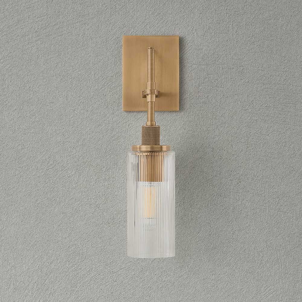 Shenandoah Outdoor Wall Light in Detail.