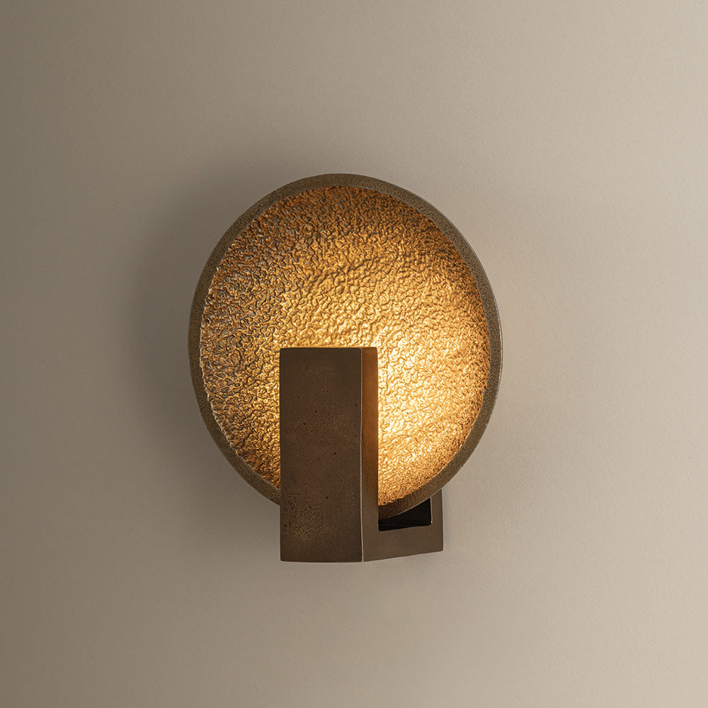 Sol LED Wall Light in Detail.
