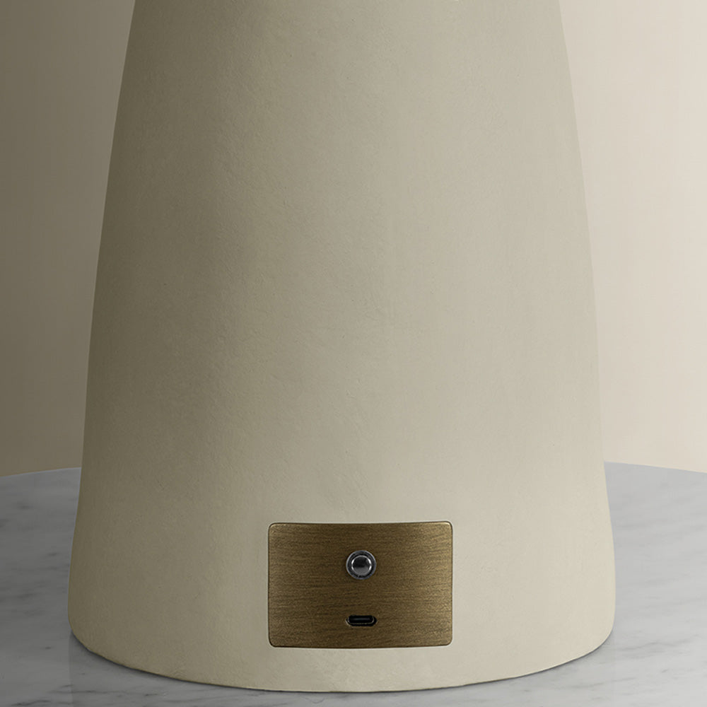 Soloma LED Rechargeable Table Lamp in Detail.