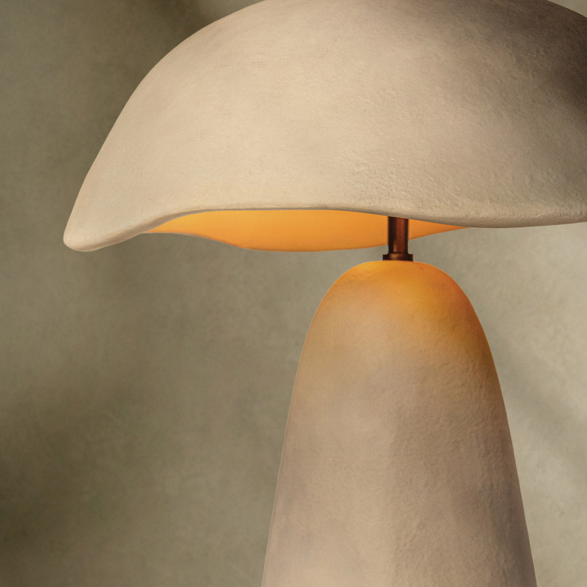 Soloma Table Lamp in Detail.