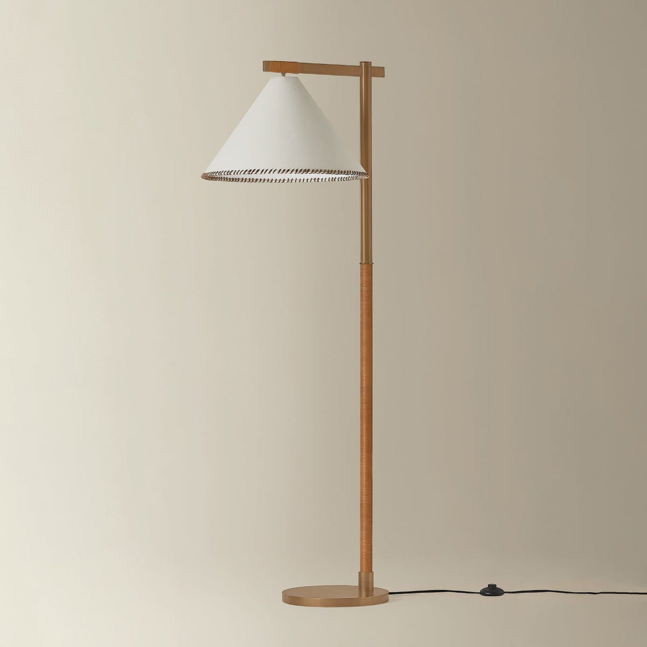 Stoney Floor Lamp in Detail.