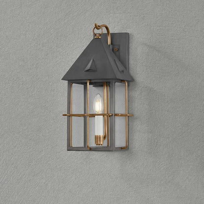 Toby Outdoor Wall Light in Detail.