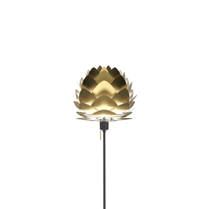 Aluvia Floor Lamp in Detail.