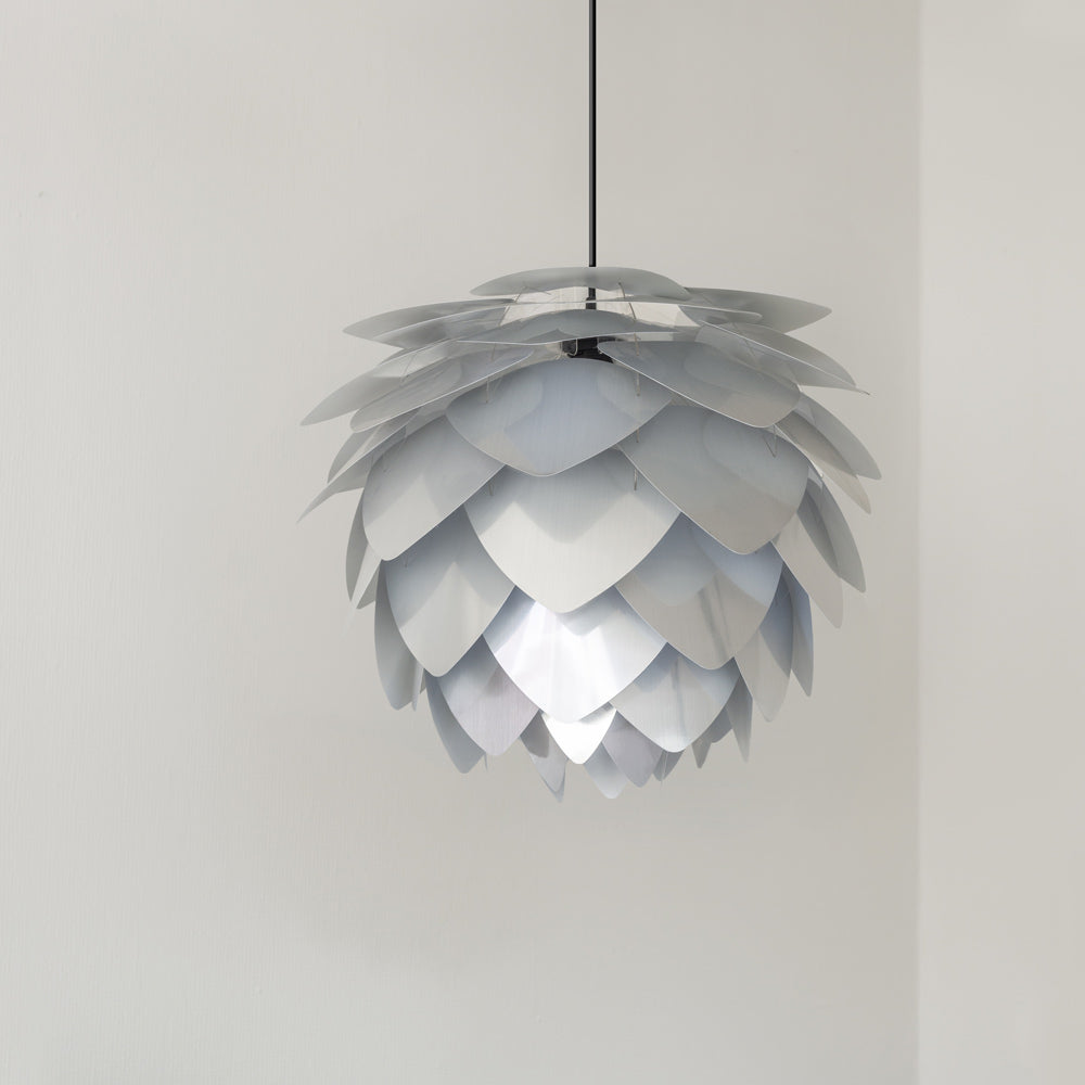 Silvia Pendant Light in Detail.