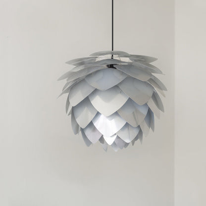Silvia Pendant Light in Detail.