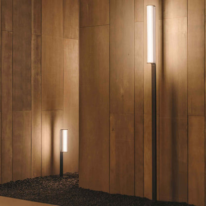 Class Outdoor LED Floor Lamp in Detail.