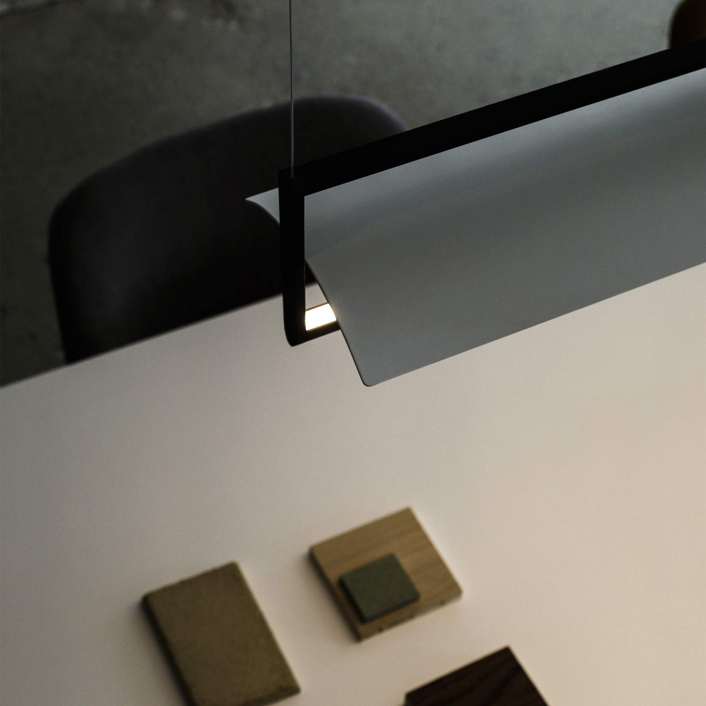Kontorno LED Linear Pendant Light in Detail.