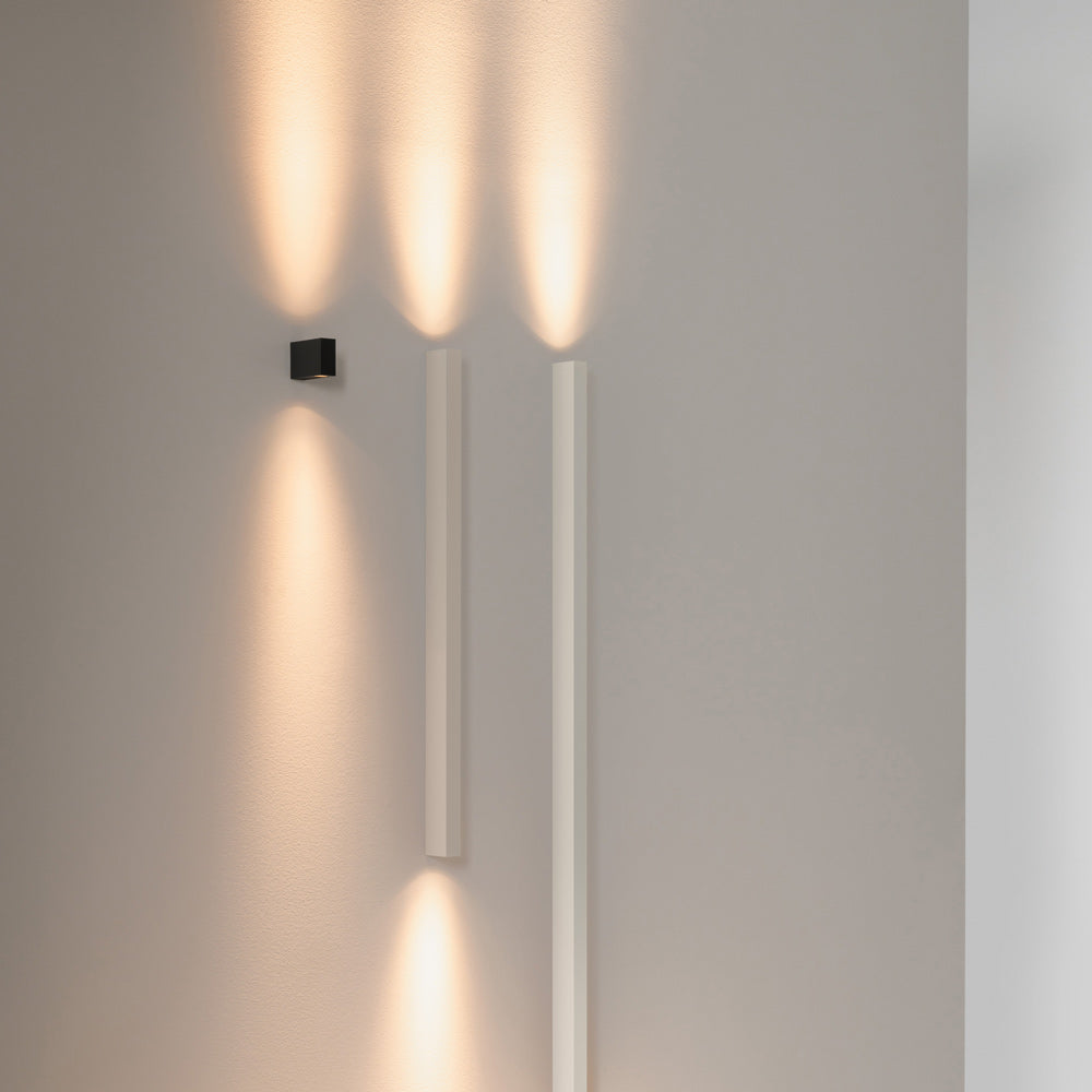 Offset LED Wall Light in Detail.