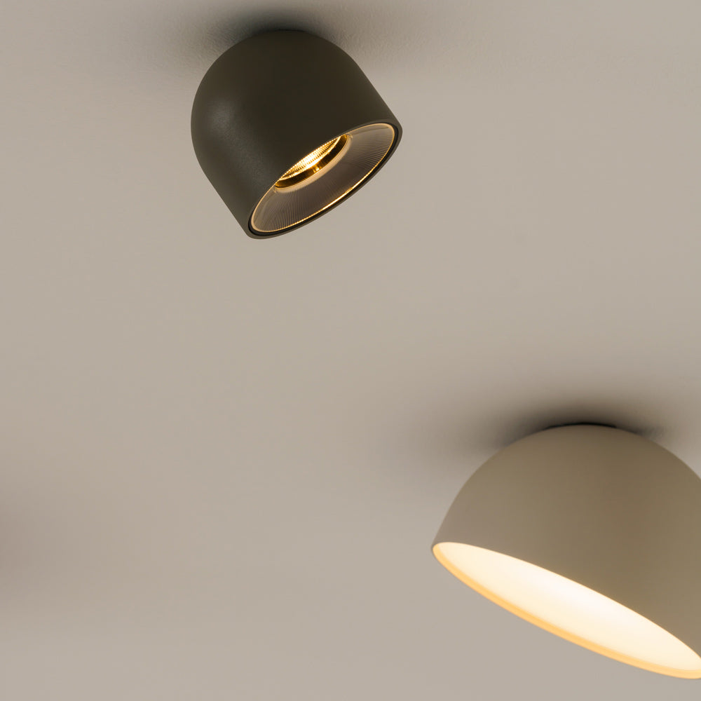 Plusminus Solo LED Ceiling / Wall Light in Detail.