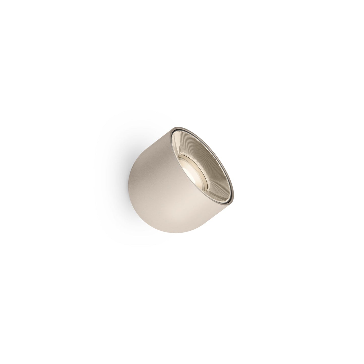 Plusminus Solo LED Ceiling / Wall Light in Detail.