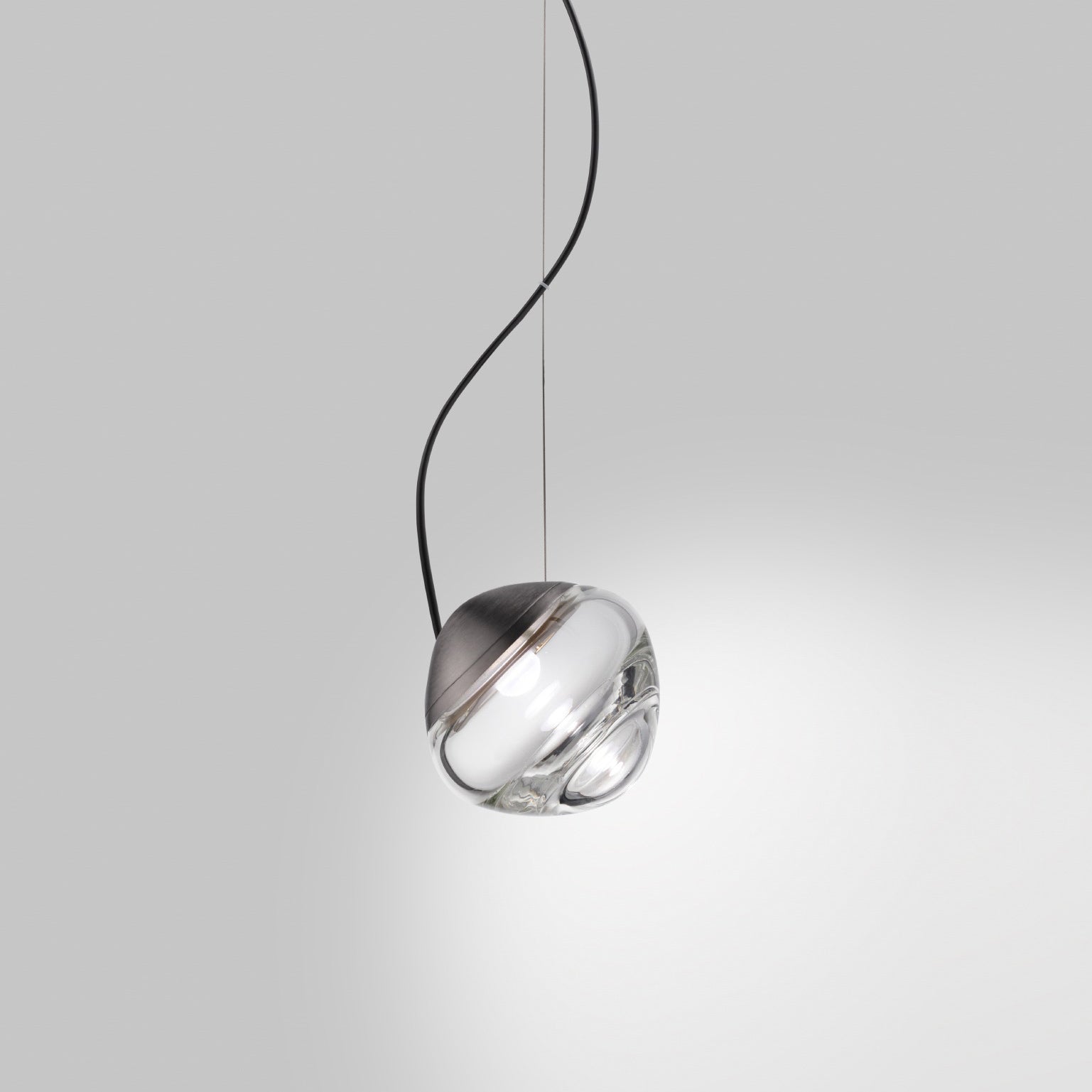 Pure LED Pendant Light in Detail.