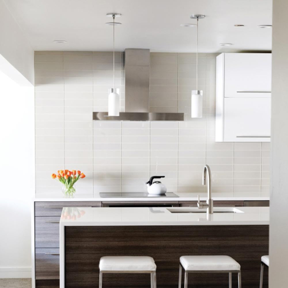 Horizon Low Voltage Pendant Light in dining room.